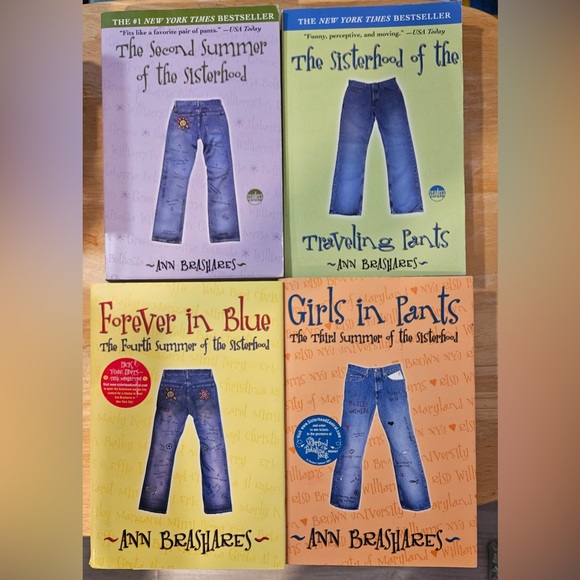 Other - Sisterhood of the Traveling Pants by Ann Brashares